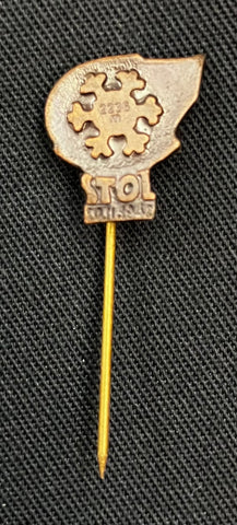 Slovenian Mountaineering Pin 10