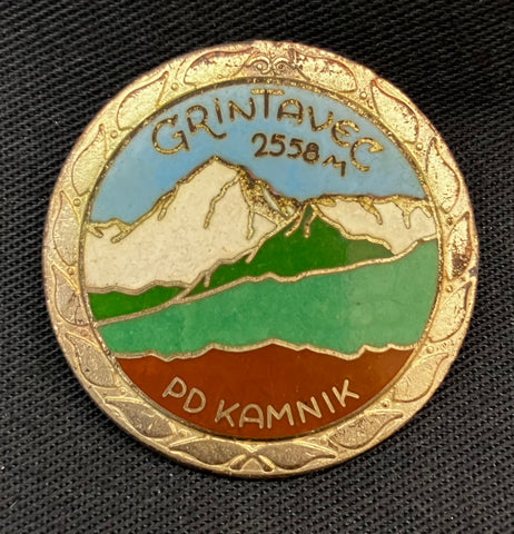 Slovenian Mountaineering Pin