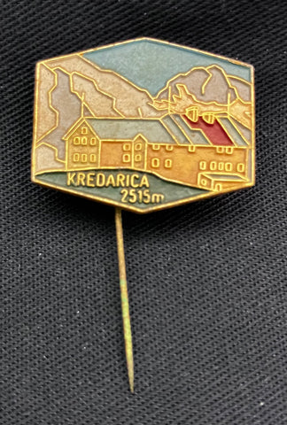 Slovakian Mountaineering Pin 2