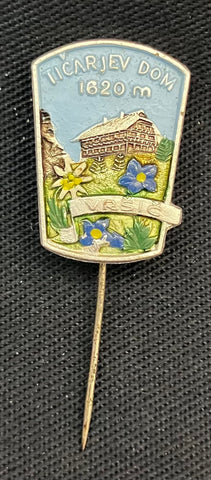 Slovenian Mountaineering Pin 12