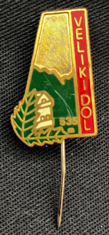 Slovenian Mountaineering Pin 2